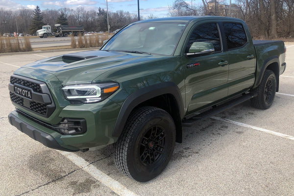 Raptor 2005+ Tacoma Double Cab 5 Inch Black Textured Aluminum Tread Steps