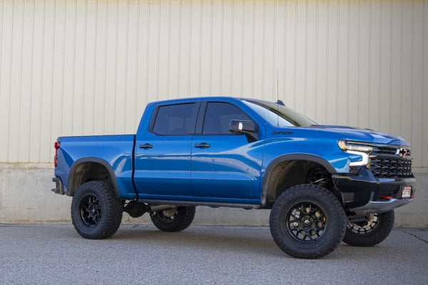 ReadyLift Suspension Lift Kit — 4" Lift — AT4X — 2025-2026 Chevrolet Silverado 1500, select trims; 2025-2026 GMC Sierra 1500, select trims (44-35400)