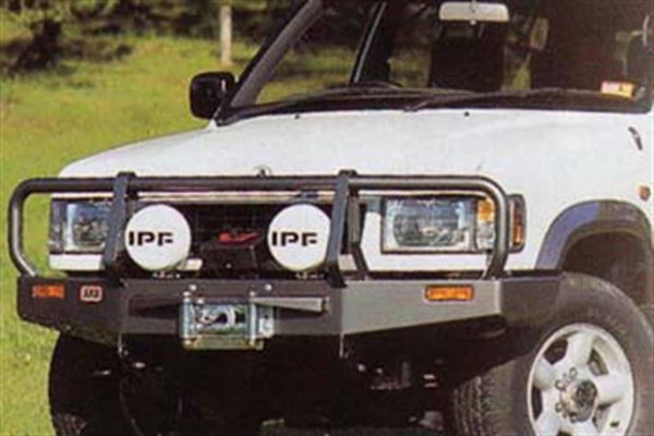 ARB Pare-chocs de treuil — 1992-1998 Isuzu Trooper (3444050B)