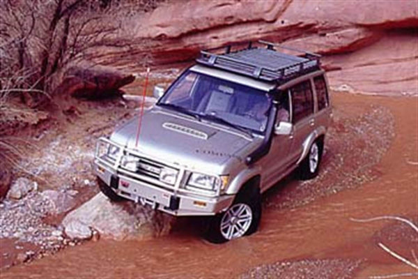 ARB Pare-chocs de treuil — 1998-2002 Isuzu Trooper (3444070B)