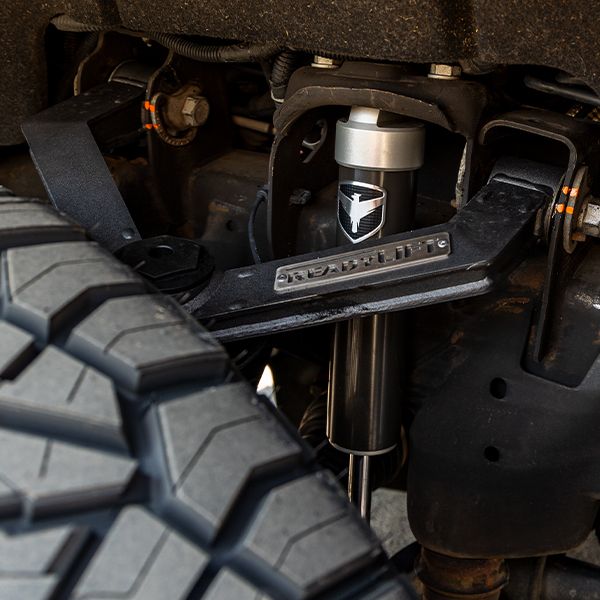 ReadyLift Suspension Lift Kit — 6" Lift — Falcon Shocks, MAX2.1 — 2011-2019 Chevy Silverado 2500 HD / Chevy Silverado 3500 HD / GMC Sierra 2500 HD and more (42-31540)