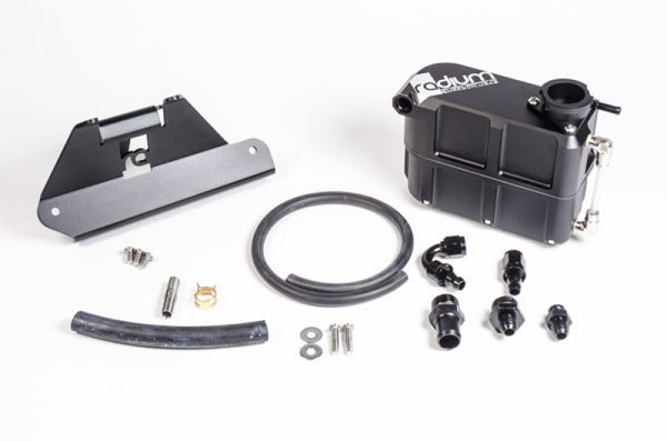 Radium Engineering Ensemble de réservoir de liquide de refroidissement 11-14 Ford Mustang GT / Boss 302 / V6