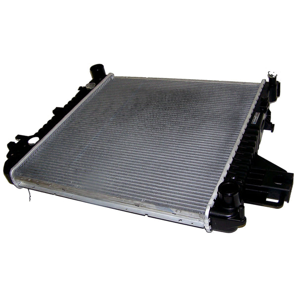 Crown Automotive Radiateur — 2002-2005 Jeep Liberty (52080118AA)