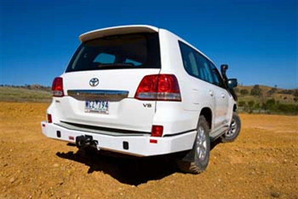 ARB Pare-chocs arrière — 2008-2015 Toyota Land Cruiser (5615020)