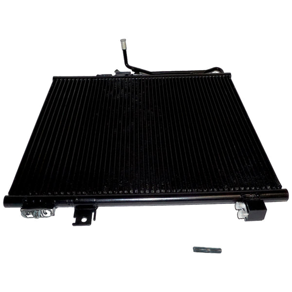 Crown Automotive Condenseur de climatisation et refroidisseur de transmission — 2008-2012 Jeep Liberty (68033237AB)