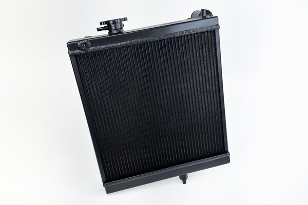 CSF Radiateur format 1/2 03-07 Mitsubishi Lancer EVO 7/8/9 - noir