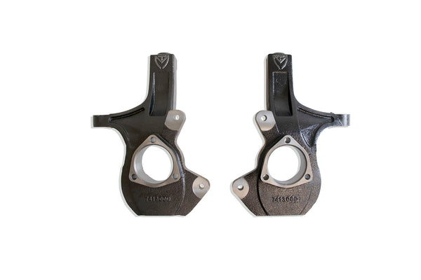 Component Box 1 of 3 for MaxTrac 7" Crossmember Lift Kit — Steering Knuckles (cast Steel) — 4WD (941370-1)