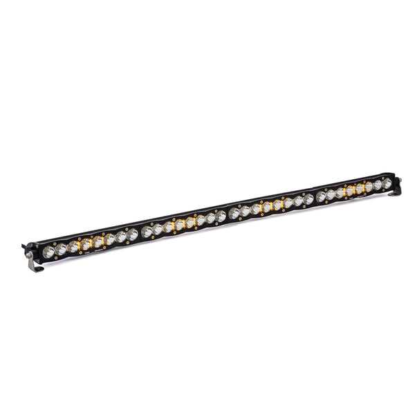 Baja Designs Barre lumineuse DEL droite S8 (40 po; faisceau concentré; transparent) (40 po - faisceau concentré - transparent)