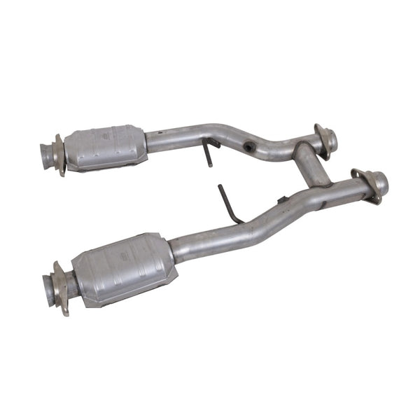 BBK Tuyau intermédiaire court en H avec convertisseurs catalytiques 2-1/2 pour collecteurs à tubes longs 96-04 Mustang 4.6 GT / Cobra