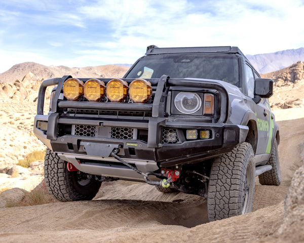 Ironman 4x4 - Apex Triple Hoop Front Bumper / 40W Spot Amber Lights / 20W Flood Amber Lights — 2024+ Toyota Land Cruiser 250 Series (BBP125A-USK-BABFA)