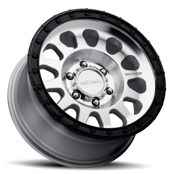 Method MR315 17x8.5 0mm Offset 5x5 BP 71.50mm CB Machined Wheel - Gloss Black Lip