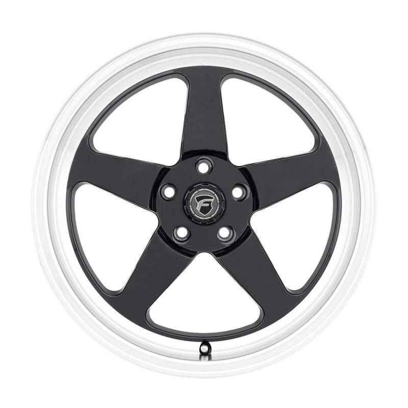 Forgestar Roue D5 Drag 17x11 / 5x120.65 / ET43 / espacement arrière 7.8 po - noir brillant