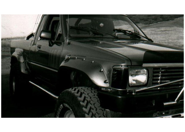 Bushwacker 8488 Toyota Pickup 4WD DOMESTIC/IMPORTED BED (31010-11)
