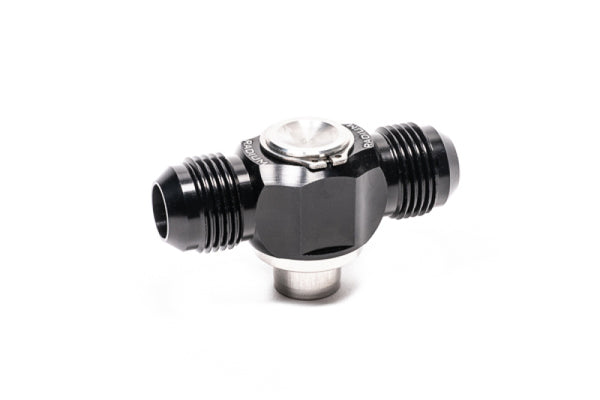Radium Engineering Raccord mâle de couvre-culasse à emmanchement 10AN Nissan S13 SR20DET - côté échappement