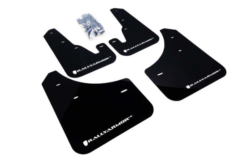 Rally Armor Garde-boue UR 04-09 Mazda3/Speed3 - noir avec logo blanc