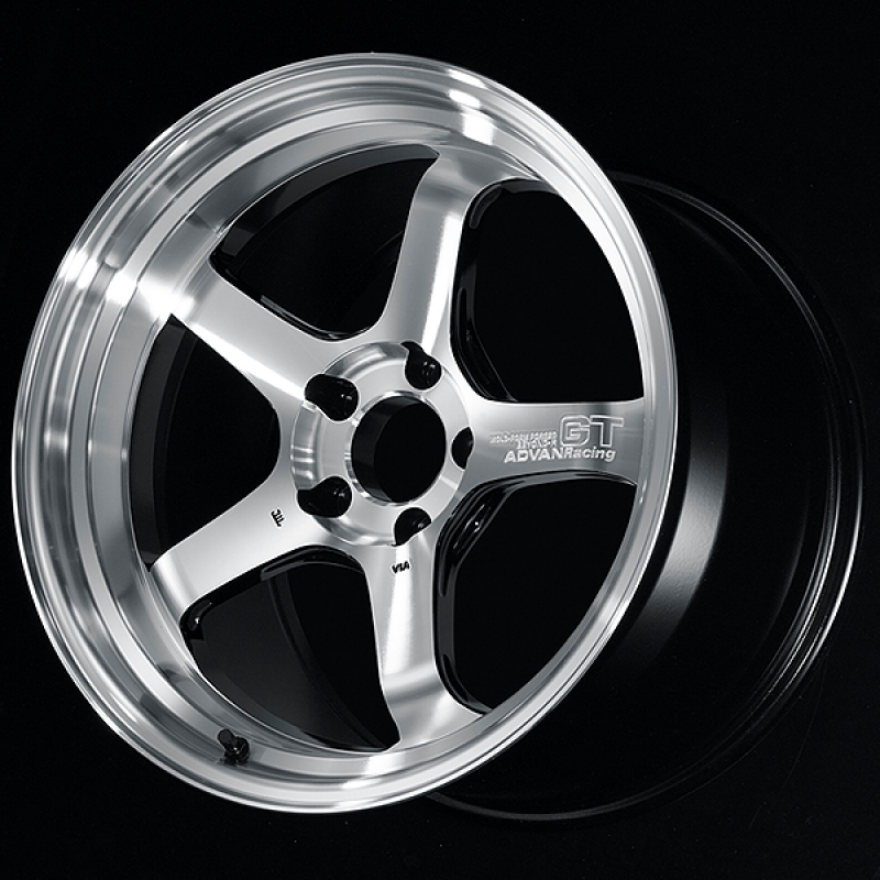 Advan Roue GT Beyond-R 18X9.5 / +12 déport / 5x114.3 BC / 73mm alésage / usiné et coupe diamant