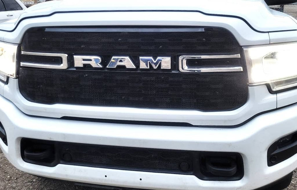 Cloud Rider Black Grille & Bumper Overlay - 19-23 Ram 2500/3500 Big Horn with Sensor & with Block Heater