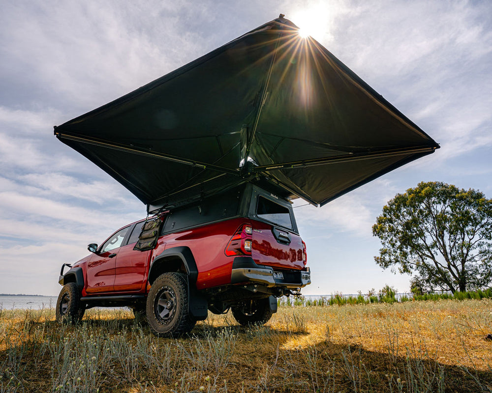 Ironman 4x4 Deltawing 270 6.5 ft FreeStanding Awning - Right Side of Vehicle (IAWN270R045K)