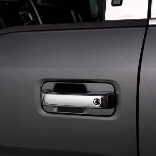 Putco 2003-2006 Navigator (Outer Ring Only) (without Passenger Keyhole) Chrome Door Handle Covers