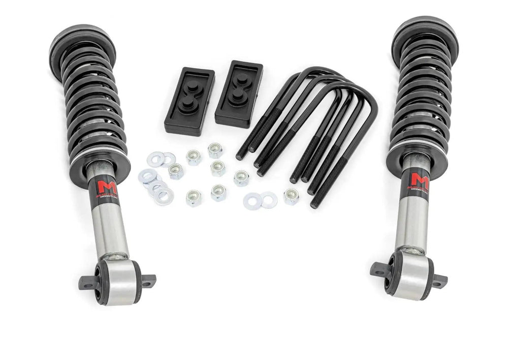 Rough Country 2.5" Lift Kit - 21-25 F-150 Tremor 4WD - M1 Struts