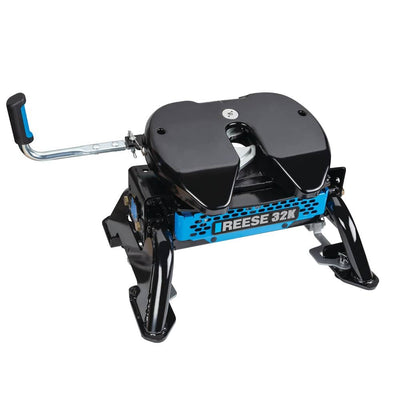 Reese 32K M5 5TH Wheel Hitch - 20-26 Silverado/Sierra HD with Puck System