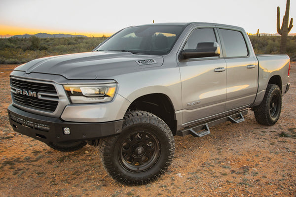 Raptor Magnum RT Drop Steps Black Textured Alloy Steel - Part# RTS37DG — 2019-2026 Ram 1500