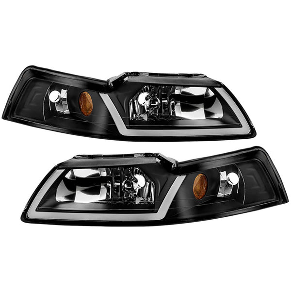 Spyder Phares cristal Xtune avec barre lumineuse DEL | 1999-2004 Mustang - noir