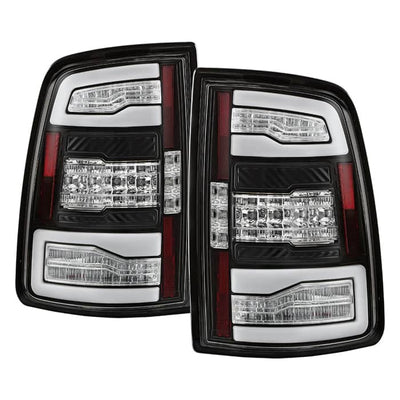 Spyder Feux arrière à DEL noirs - 19-24 Ram 2500/3500 sans feux arrière à DEL d'origine