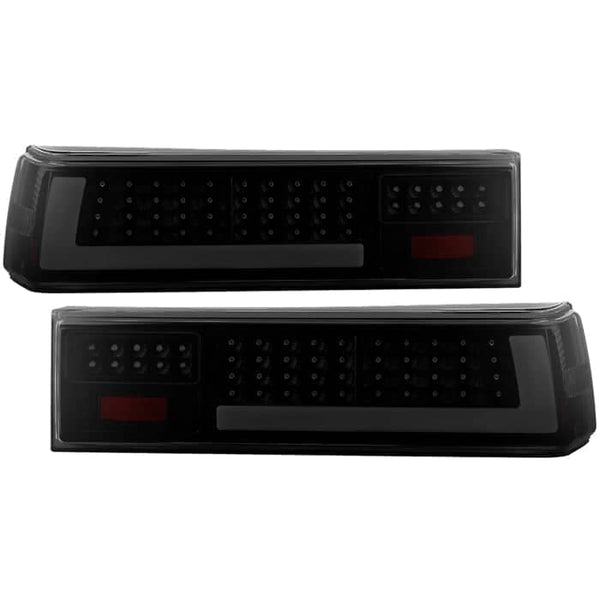 Spyder Xtune Feux arrière à barre lumineuse à DEL noir fumé | 1987-1993 Ford Mustang