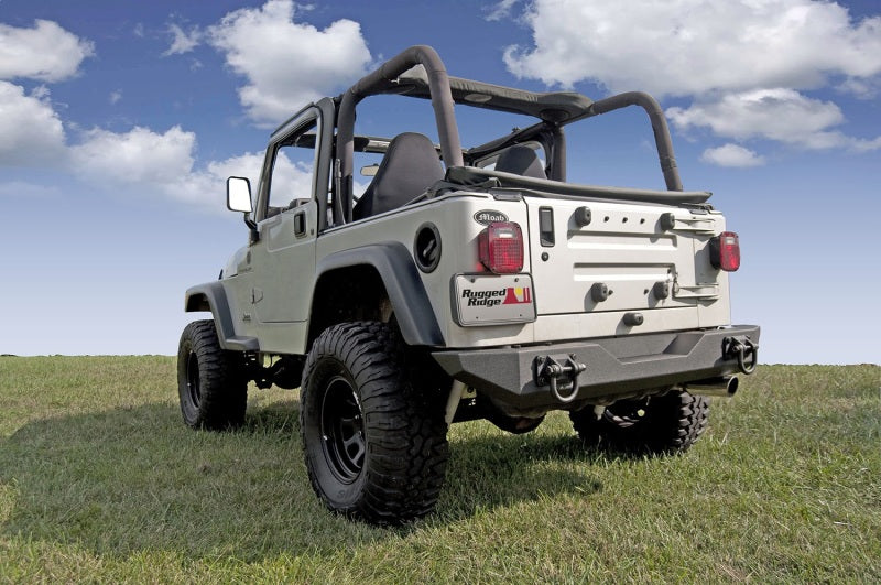 Rugged Ridge Pare-chocs arrière XHD 76-06 Jeep CJ / Jeep Wrangler