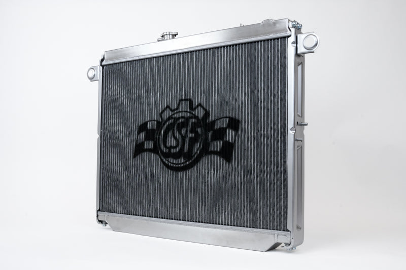 CSF Radiateur robuste tout aluminium 98-07 Toyota Land Cruiser / Lexus LX470