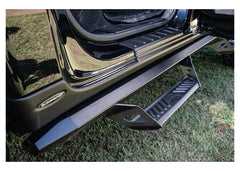 Bushwacker 2020+ Gladiator Trail Armor Side Panels/Sill Plate Cover